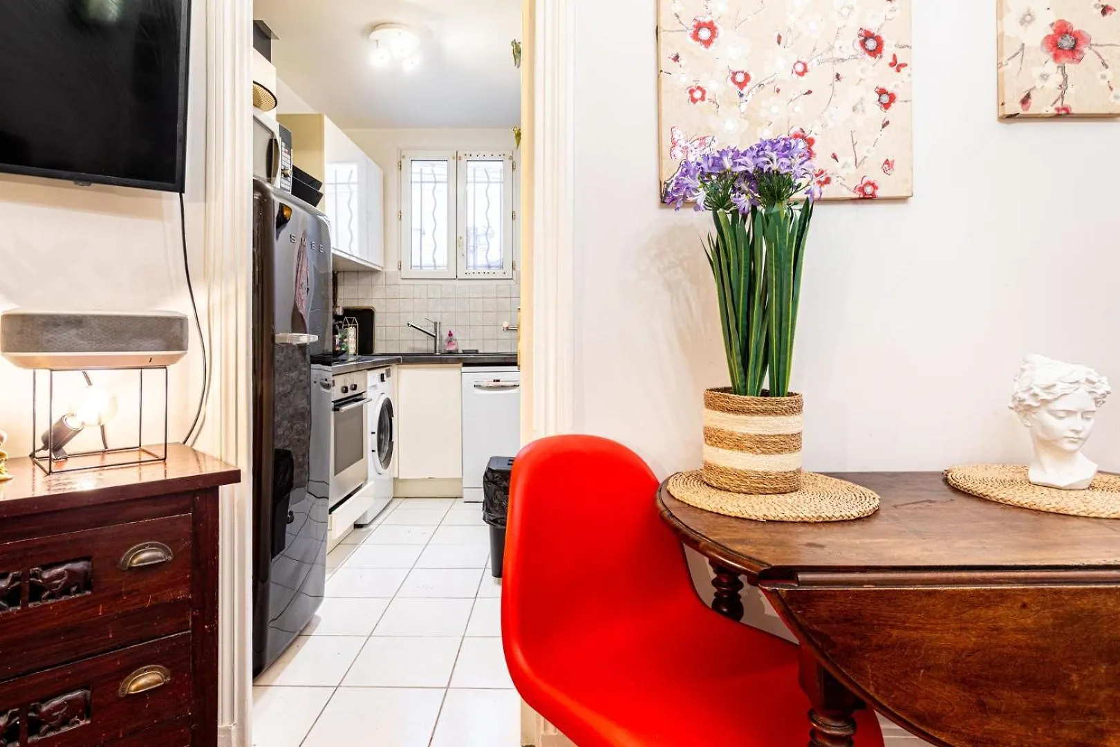Guestready - Cozy Elegance Near Attractions Appartement Parijs